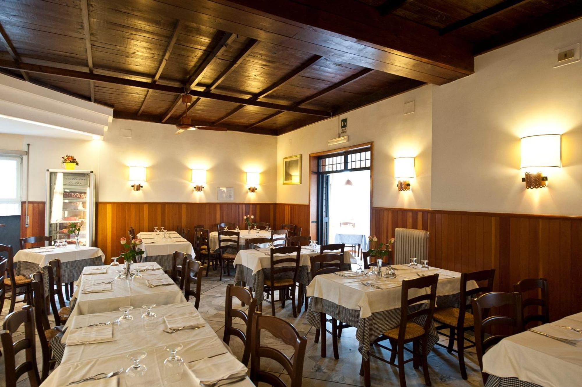 Hotel 4 Pini Roma Exterior foto